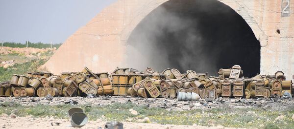 آثار القصف الأمريكي على قاعدة الشعيرات السورية آثار القصف الأمريكي على قاعدة الشعيرات السورية - سبوتنيك عربي