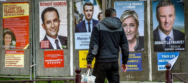 بدء الحملة الدعائية الانتخابية رسميا للمرشحين للانتخابات الرئاسية في فرنسا، تبدأ الجولة الأولى في 23 أبريل/ نيسان 2017 - سبوتنيك عربي