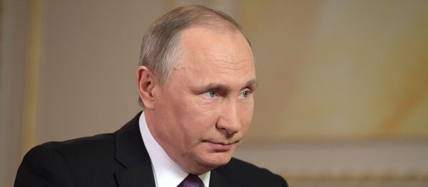 الرئيس بوتين خلال مقابلة مع قناة مير الرئيس بوتين خلال مقابلة مع قناة مير - سبوتنيك عربي