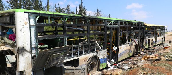 تفجير انتحاري يستهدف حافلتي كفريا والفوعة في حي الراشدين بمدينة حلب في سوريا - سبوتنيك عربي