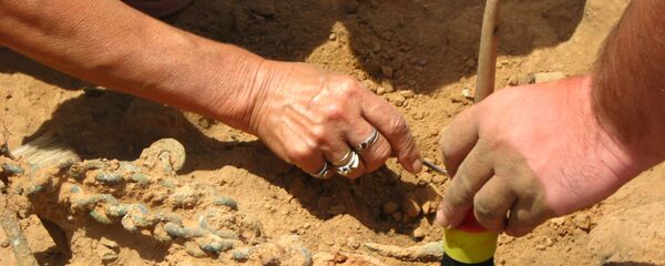 تنقيب علماء الآثار - سبوتنيك عربي