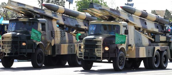 العرض العسكري بمناسبة يوم الجيش في طهران، إيران 18 أبريل/ نيسان 2017 - سبوتنيك عربي