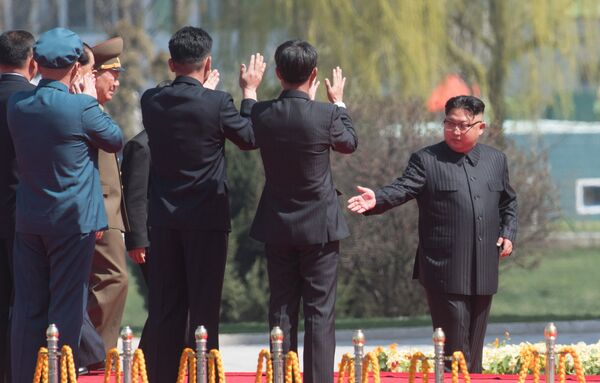 زعيم كوريا الشمالية كيم جونغ أون زعيم كوريا الشمالية كيم جونغ أون - سبوتنيك عربي