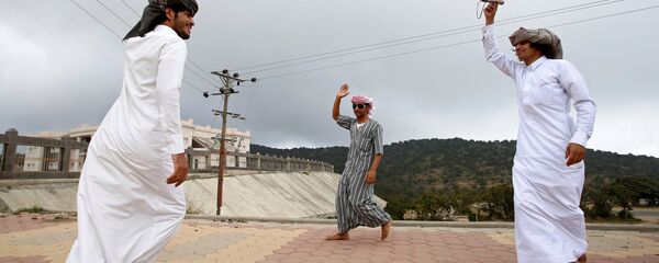 سعوديون يرقصون - سبوتنيك عربي