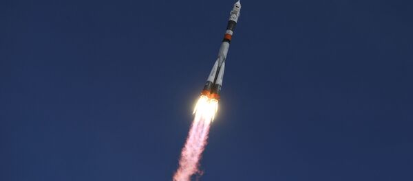 انطلق الصاروخ الناقل سويوز – إف - غي اليوم الخميس 20 أبريل/ نيسان، إلى محطة الفضاء الدولية، مقلا المركبة المأهولة سويوز ام سي - 04 - سبوتنيك عربي