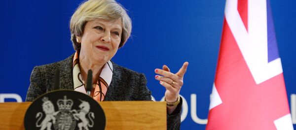 رئيسة الوزراء البريطانية تيريزا ماي - سبوتنيك عربي