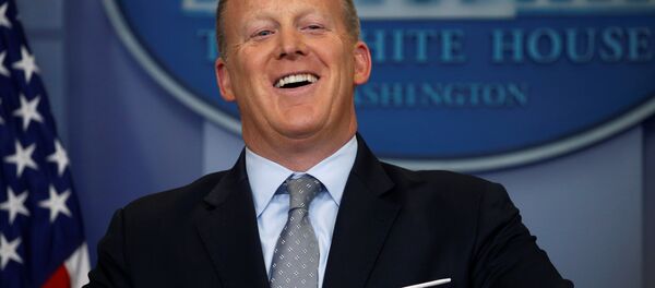 شون سبايسر المتحدث باسم البيت الأبيض - سبوتنيك عربي