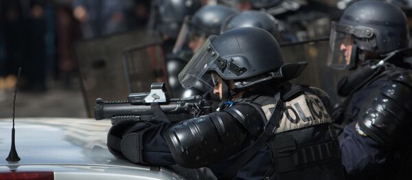 مظاهرات باريس - اشتباكات بين المتظاهرين والشرطة الفرنسية في باريس - سبوتنيك عربي