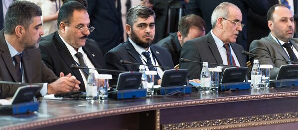 وفد إحدى جماعات المعارضة السورية إلى محادثات استانة - سبوتنيك عربي