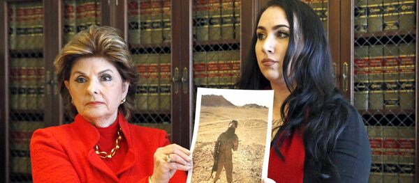 الكونغرس خلال إعلانه فضيحة الصور الفاضحة في مشاة البحرية الأمريكية - سبوتنيك عربي