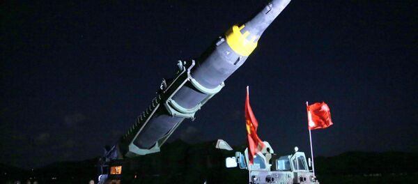 كوريا الشمالية تطلق صاروخ باليستي Hwasong-12 كوريا الشمالية تطلق صاروخ باليستي Hwasong-12 - سبوتنيك عربي