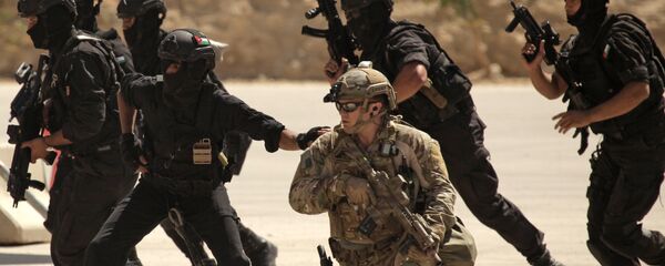 تمرين الأسد المتأهب U.S. conduct an exercise as part of Eager Lion multinational military maneuvers at the King Abdullah Special Operations Training Center (KASOTC) in Amman, Jordan - سبوتنيك عربي