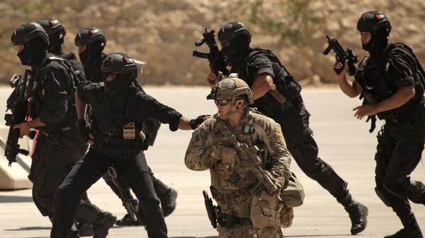تمرين الأسد المتأهب U.S. conduct an exercise as part of Eager Lion multinational military maneuvers at the King Abdullah Special Operations Training Center (KASOTC) in Amman, Jordan - سبوتنيك عربي