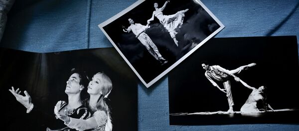 رقص الباليه في مصر - صور فوتوغرافية لراقص باليه الراحل المصري عبد المنعم كامل وزوجته إرمينيا في دار الأوبرا بالقاهرة - سبوتنيك عربي