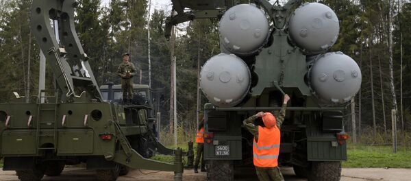 عملية تفقد وشحن منظومة إس-400 بمقاطعة موسكو - سبوتنيك عربي