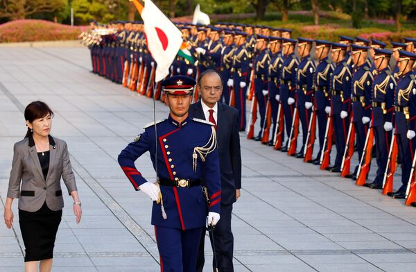 وزيرة الدفاع اليابانية تستقبل نظيرها الهندي - سبوتنيك عربي