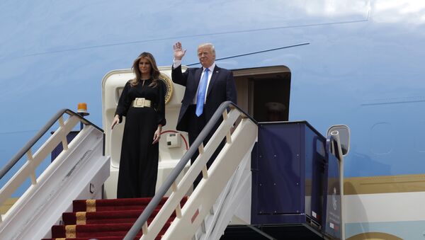 دونالد ترامب وزوجته ميلانيا  في السعودية - سبوتنيك عربي