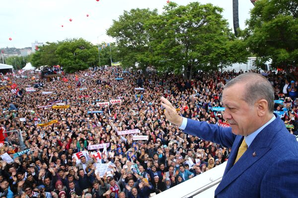 أردوغان أمام حشد من أنصاره أردوغان أمام حشد من أنصاره - سبوتنيك عربي