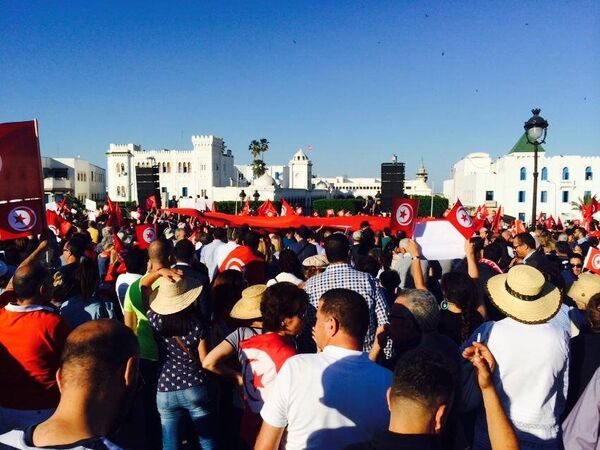 مظاهرات في تونس لدعم عملية الأيادي النظيفة - سبوتنيك عربي
