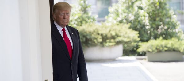 زيارة رئيس وزراء الفييتنام إلى الولايات المتحدة الأمريكية - دونالد ترامب ونجوين شوان فوك - سبوتنيك عربي