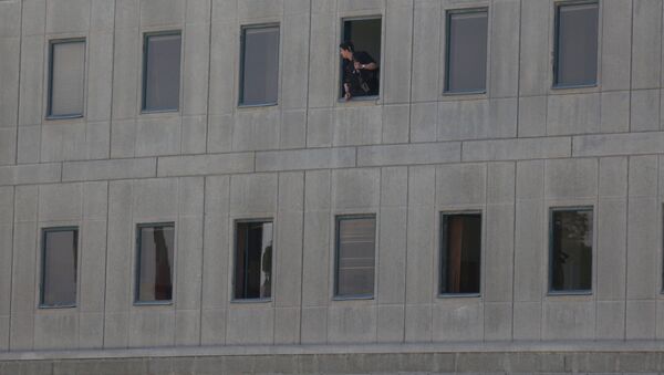 شرطي إيراني في البرلمان بطهران - سبوتنيك عربي