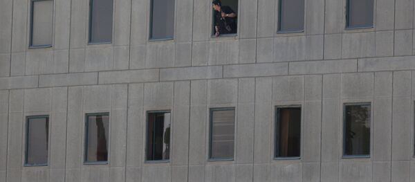 شرطي إيراني في البرلمان بطهران - سبوتنيك عربي