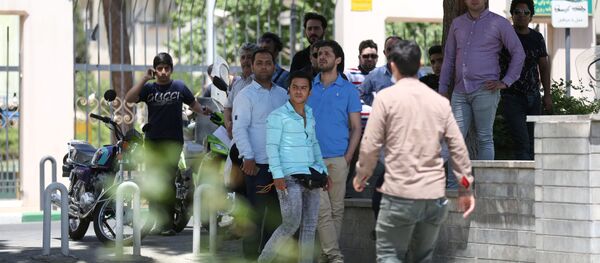 إطلاق نار داخل مبنى البرلمان الإيراني وسط العاصمة طهران، إيران - سبوتنيك عربي