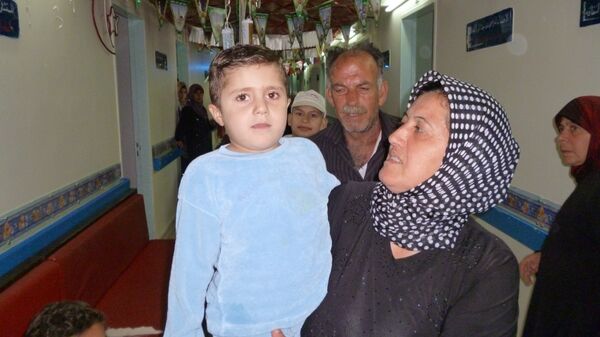 الطفل أحمد هو وجدته وجدة الطفل أحمد هو وجدته وجدة - سبوتنيك عربي