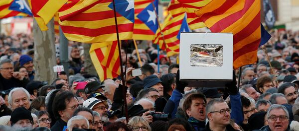 متظاهرون من كتالونيا - سبوتنيك عربي
