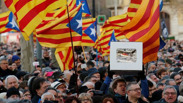 متظاهرون من كتالونيا - سبوتنيك عربي