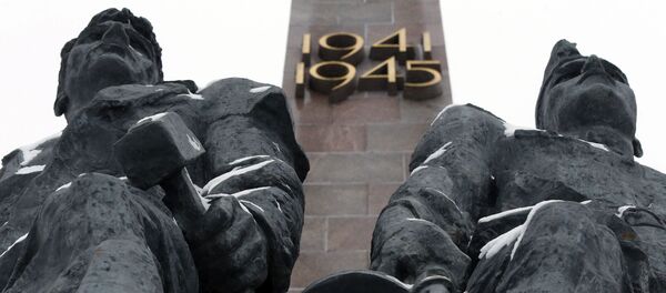 تمثال للمدفاعين عن لينينغراد - سبوتنيك عربي