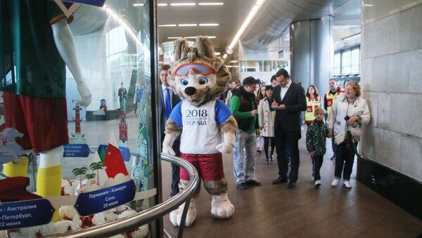 معرض مخصص لكأس القارات في محطة أنفاق في موسكو معرض مخصص لكأس القارات في محطة أنفاق في موسكو - سبوتنيك عربي