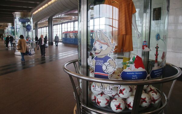 معرض مخصص لكأس القارات في محطة أنفاق في موسكو معرض مخصص لكأس القارات في محطة أنفاق في موسكو - سبوتنيك عربي