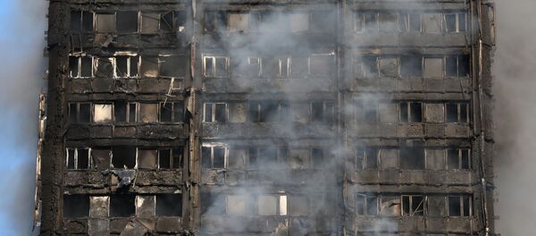 حريق هائل في لندن، 14 يونيو/ حزيران 2017 - سبوتنيك عربي