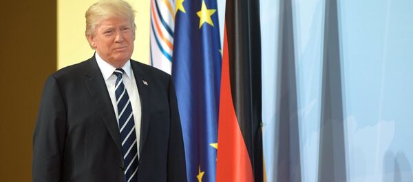 قمة مجموعة العشرين في هامبورغ، ألمانيا - الرئيس الأمريكي دونالد ترامب، 7 يوليو/ تموز 2017 قمة مجموعة العشرين في هامبورغ، ألمانيا - الرئيس الأمريكي دونالد ترامب، 7 يوليو/ تموز 2017 - سبوتنيك عربي