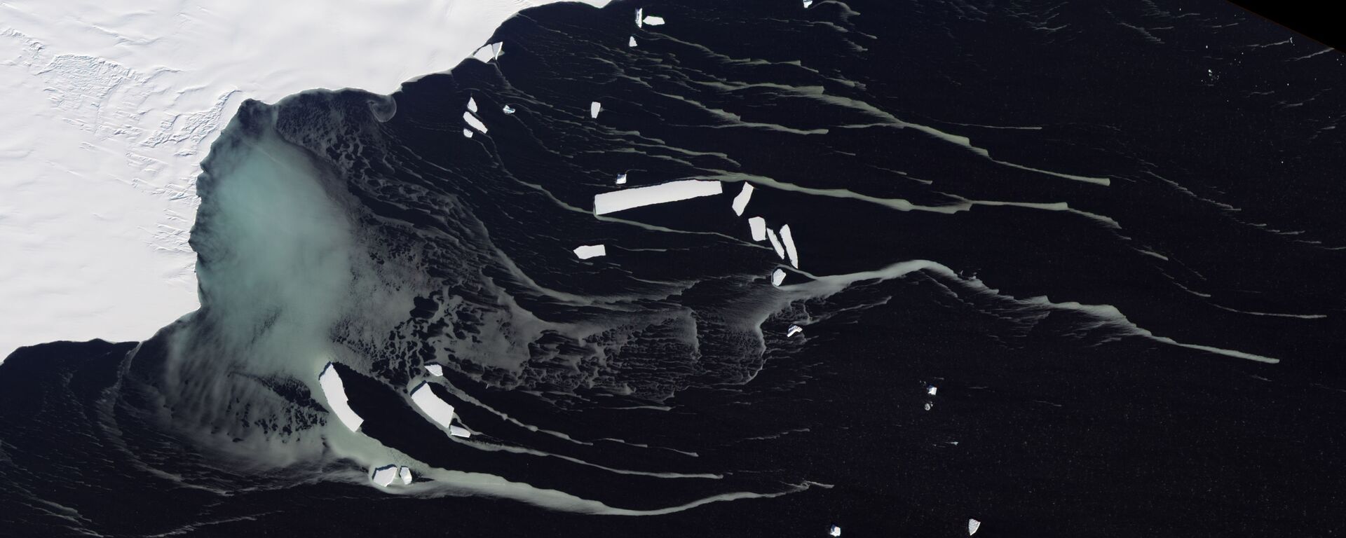 خليج ماكينزي (Mackenzie Bay) في القطب الجنوبي، فبراير/ شباط 2012 - سبوتنيك عربي, 1920, 23.11.2025