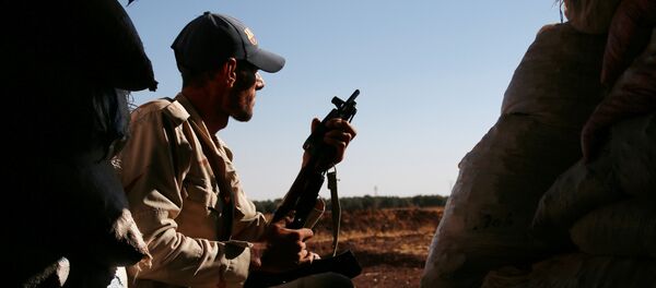 أحد أفراد ما يسمى بالجيس السوري الحر أحد أفراد ما يسمى بالجيس السوري الحر - سبوتنيك عربي