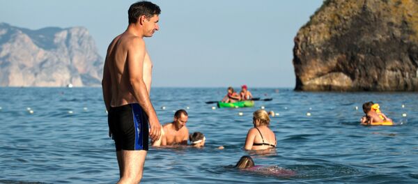 السياحة في القرم - شاطئ ياشموف السياحة في القرم - شاطئ ياشموف - سبوتنيك عربي