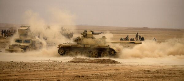 الجيش العراقي بالقرب من تلعفر الجيش العراقي بالقرب من تلعفر - سبوتنيك عربي