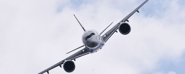 طائرة ركابآيروباص أ350 خلال عرض جوي في معرض الطيران الدولي ماكس-2017 - سبوتنيك عربي