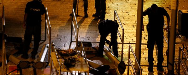 القوات الإسرائيلية تزيل البوابات الإلكترونية على أبواب الأقصى - سبوتنيك عربي