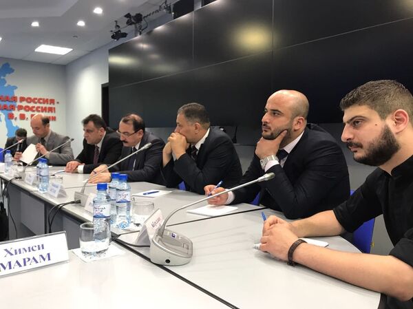 الشباب الروسي والسوري الشباب الروسي والسوري - سبوتنيك عربي