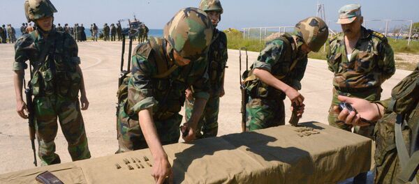 جنود روس وسوريون في طرطوس - سبوتنيك عربي