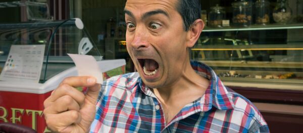 شيكات السعادة شيكات السعادة - سبوتنيك عربي