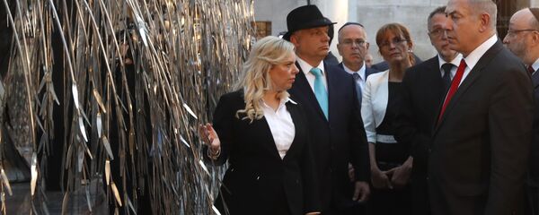 بنيامين نتنياهو وزوجته سارة بنيامين نتنياهو وزوجته سارة - سبوتنيك عربي