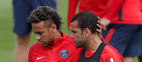 نيمار وداني ألفيس - سبوتنيك عربي