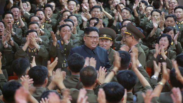 قائد كوريا الشمالية كيم جونغ أون يقوم بتفتيش قيادة القوة الاستراتيجية للجيش الشعبي الكوري في مكان مجهول في كوريا الشمالية - سبوتنيك عربي