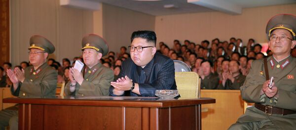 قائد كوريا الشمالية كيم جونغ أون يقوم بتفتيش قيادة القوة الاستراتيجية للجيش الشعبي الكوري في مكان مجهول في كوريا الشمالية - سبوتنيك عربي