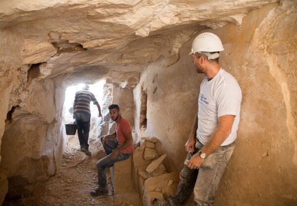 حفريات في بلدة قانا - سبوتنيك عربي