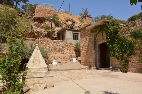 معبد لالش النواري - سبوتنيك عربي